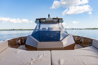 TENDER OWL 7 Center Console