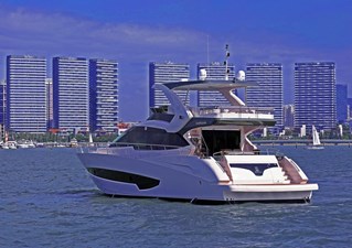 Aquitalia 68 4 PS Stern