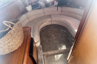 SUNSEEKER SUPERHAWK 40 14 Sunseeker Superhawk 40