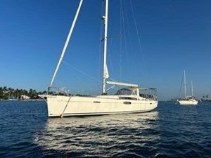 2016 Beneteau Oceanis 60 42 