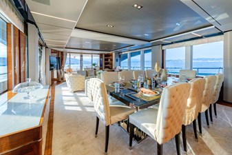 RIVIERA LIVING 46 