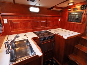 ZIG ZIG 13 ZIG ZIG, Able Wolf Class 44: Galley