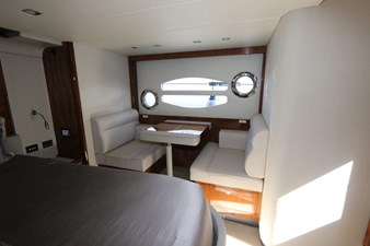 RIVIERA 2020 33 34_2020 60ft Riviera 6000 Sport Yacht