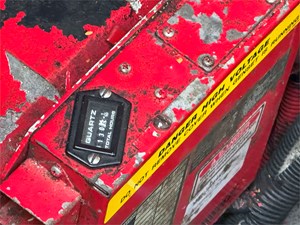 1998 Sea Ray 330 DA 42 