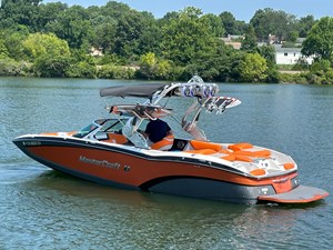2015 Mastercraft X23 1 