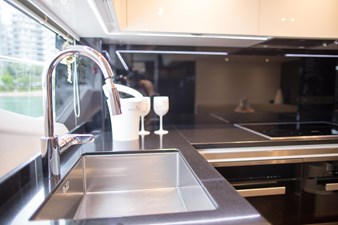 Spirit of Elijah 72 Princess 30M 2017 (Spirit of Elijah)