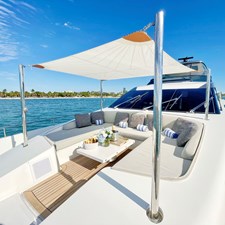 C-Daze 1 2020 SANLORENZO SL86 BOW DINING