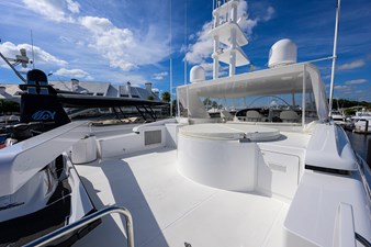 THE BEELIEVER 35 FLYBRIDGE