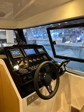 V30 HT Weekender 11 12_2023 30ft Vento Yacht V30 Weekender_twin engine