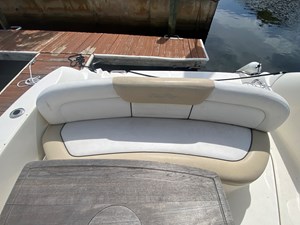 2009 SEA RAY 310 SUNDANCER  7 09-AFT BENCH