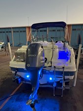 2014 Robalo R227 Dual Console 10 