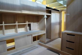 85' 2008 Yapluka 85 Double Deck 9 Guest Room