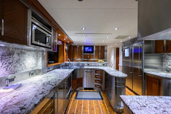 SARABETH 16 Galley