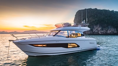Prestige 420 17 Prestige_420-Thailande-Asia_Yachting-22678