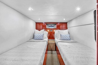 Sea Ray 500 Sundancer 26 Sea Ray Sundancer 500 _ Interior-19