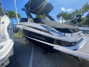 Regal 27' FASDeck 3 02-PORTSIDE