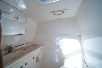 2019 Pursuit DC 325 Dual Console 44 