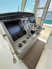 Unnamed 10 2015 Boston Whaler 350 Outrage