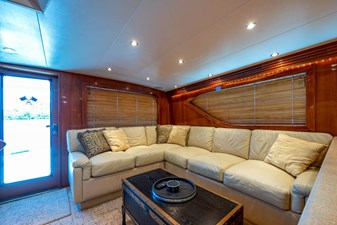 EAGLE'S NEST 9 _salon_2