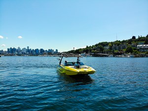 MALIBU MKZ 39 