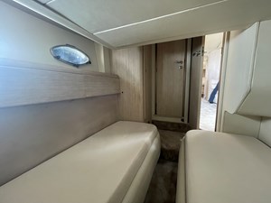 PRINCESS V52 24 Princess V52