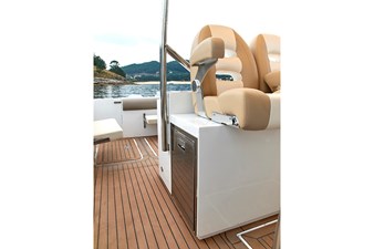 33 OFFSHORE 11 rodman_33_offshore_12