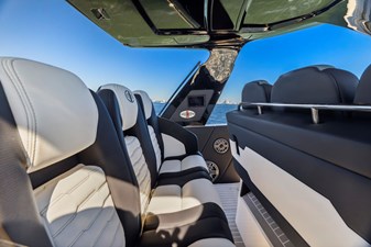 Cigarette 42 Auroris 18 