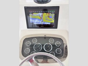 47' Viking 1999 Convertible 14 