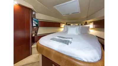 2006 Sea Ray Sedan Bridge 11 