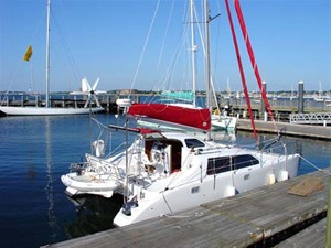 32' 2008 TomCat Boats Tomcat 9.7 0 At the Dock