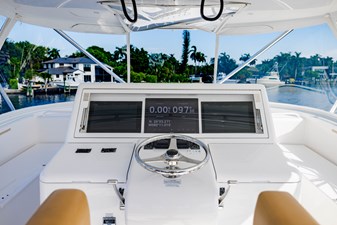 Farther & Sun 61 Flybridge Helm