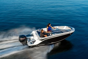 Bayliner M15  3 