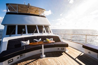 Fortuna 35 Foredeck Seating