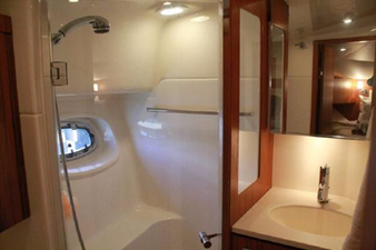 2011 Tiara Yachts 4300 Open 23 26