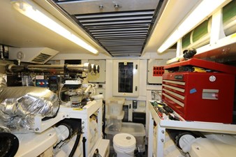 - 43 75-2015-Sunseeker-Yacht-43