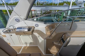 DIGGERS 43 Portside Grill and Sink