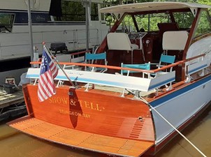 1962 Chris-Craft Constellation 7 