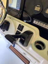 2017 TIDEWATER 220  23 