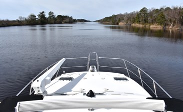 2001 Motor Yacht Sports Cat 44 33 