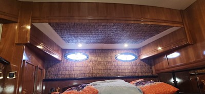 2002 Carver 570 Voyager Pilothouse 23 