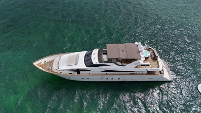 AZIMUT 100 24 100 Azimut _ Drone-25