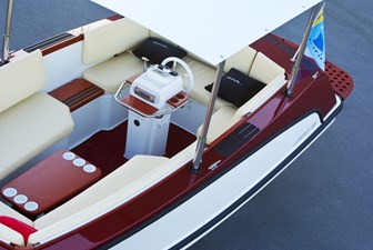 Alfastreet 18 open electric 19 Rdeca_slide_top-03
