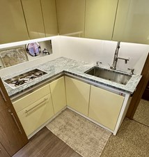 Magic Carpet 17 Galley