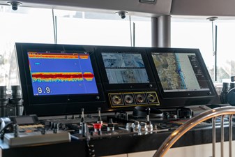 High Occupancy 127 164 OCEANFAST 1989 HELM MONITORS