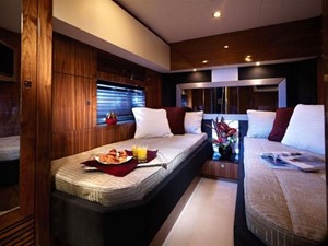 84' Sunseeker 84 Predator 8 