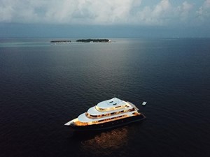 2017 Safari Yacht 142 Custom 8 