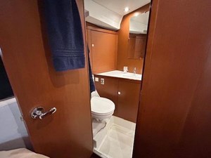 2016 Beneteau Oceanis 45 16 