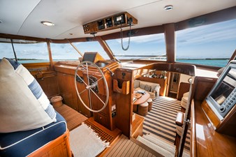 SHARK 1 Wheelhouse