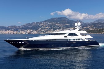 KIJO 5 A great sheer for a magnificent yacht