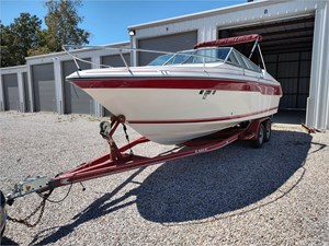1989 Sea Ray 220 Overnighter 2 